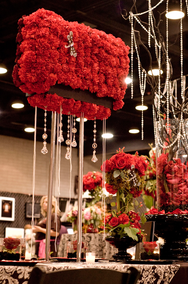 twilight-wedding-Enchanted-Florist-Nashville-wedding-florals-bouquet-decor